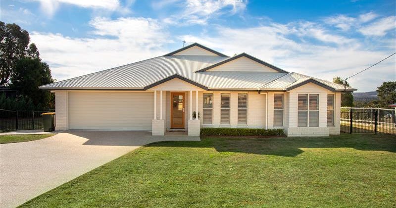 41 Warner Street, Rosenthal Heights QLD 4370 - property.com.au