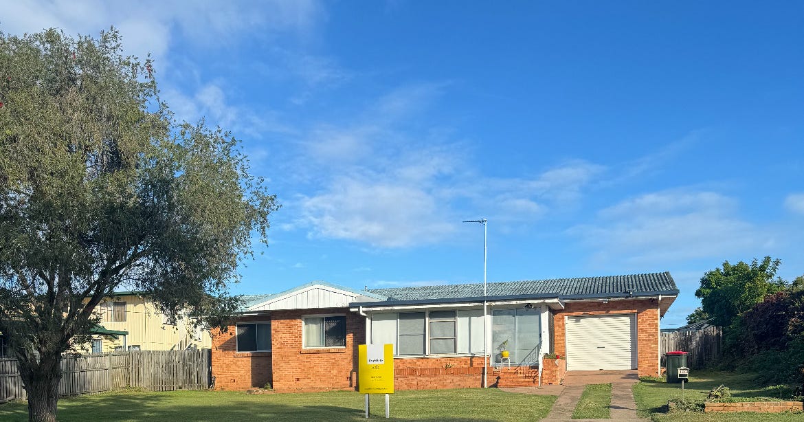 116 Esplanade, Point Vernon QLD 4655