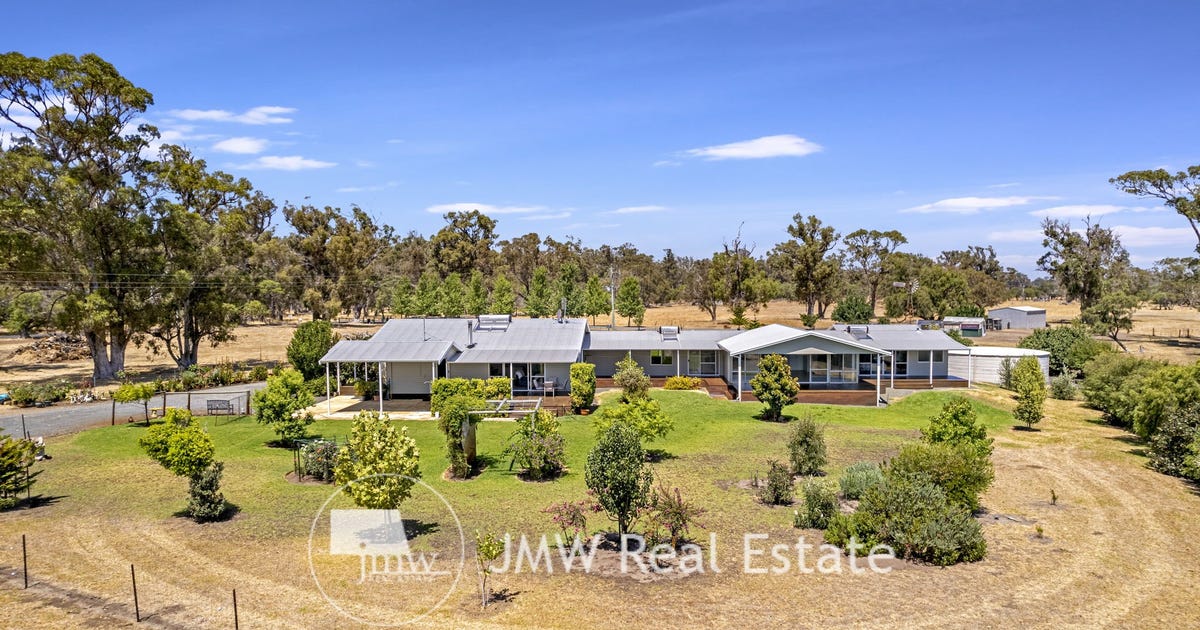 841 Ludlow Road N, Stirling Estate WA 6271