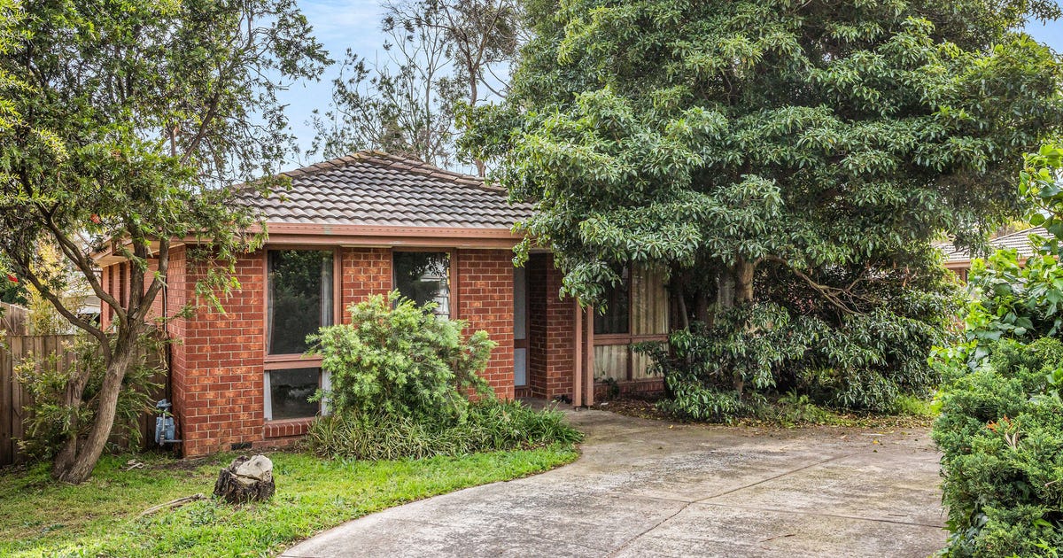 27 Carrington Cres, Carrum Downs VIC 3201