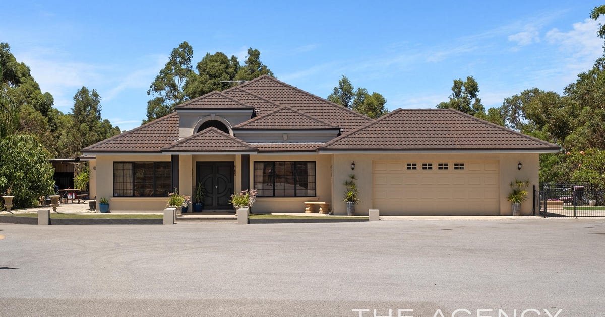 1104 Campersic Road, Brigadoon WA 6069