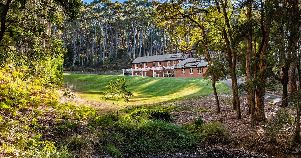 182 Gully Road, Carey Gully SA 5144