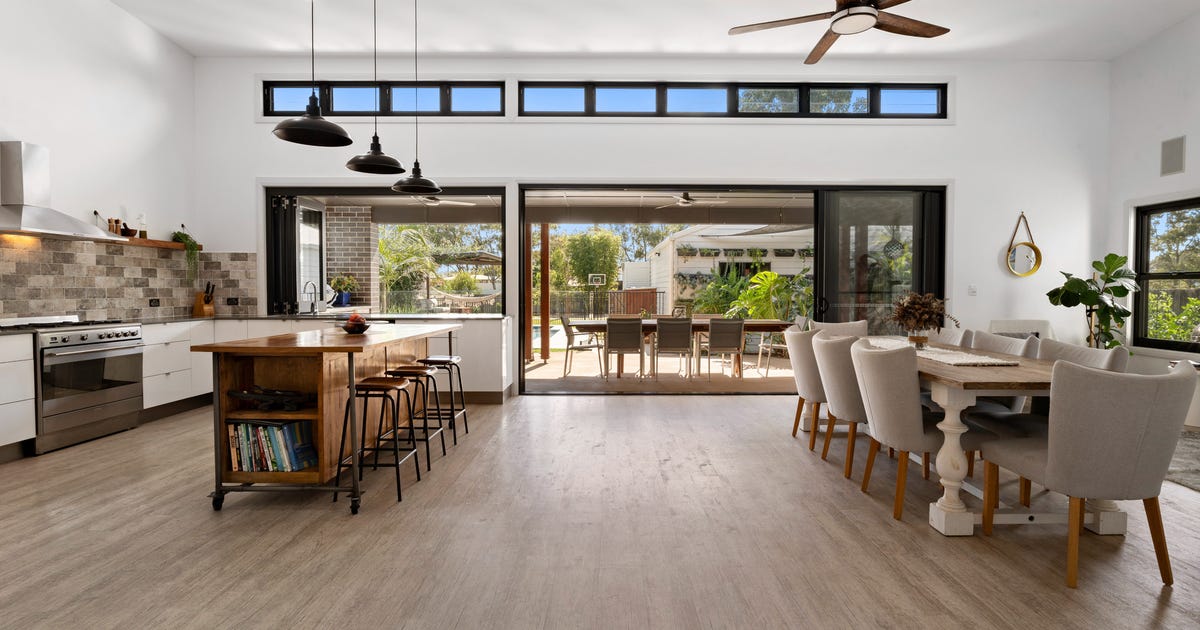 105 Urangan Street, Torquay QLD 4655