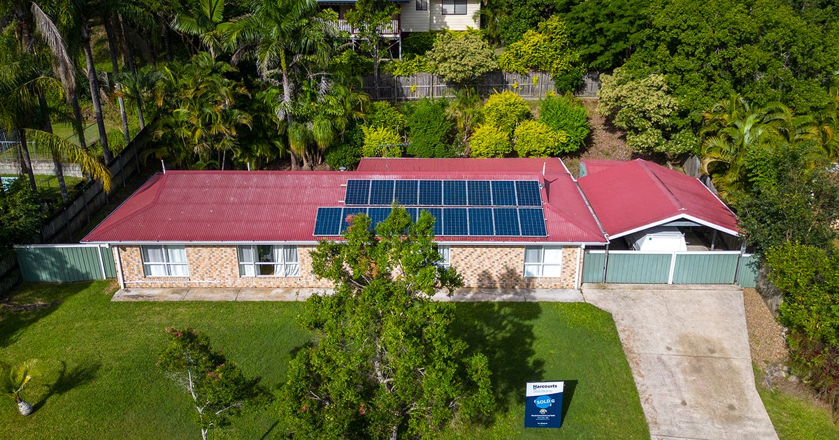 12 Blackwood Drive, Arana Hills QLD 4054