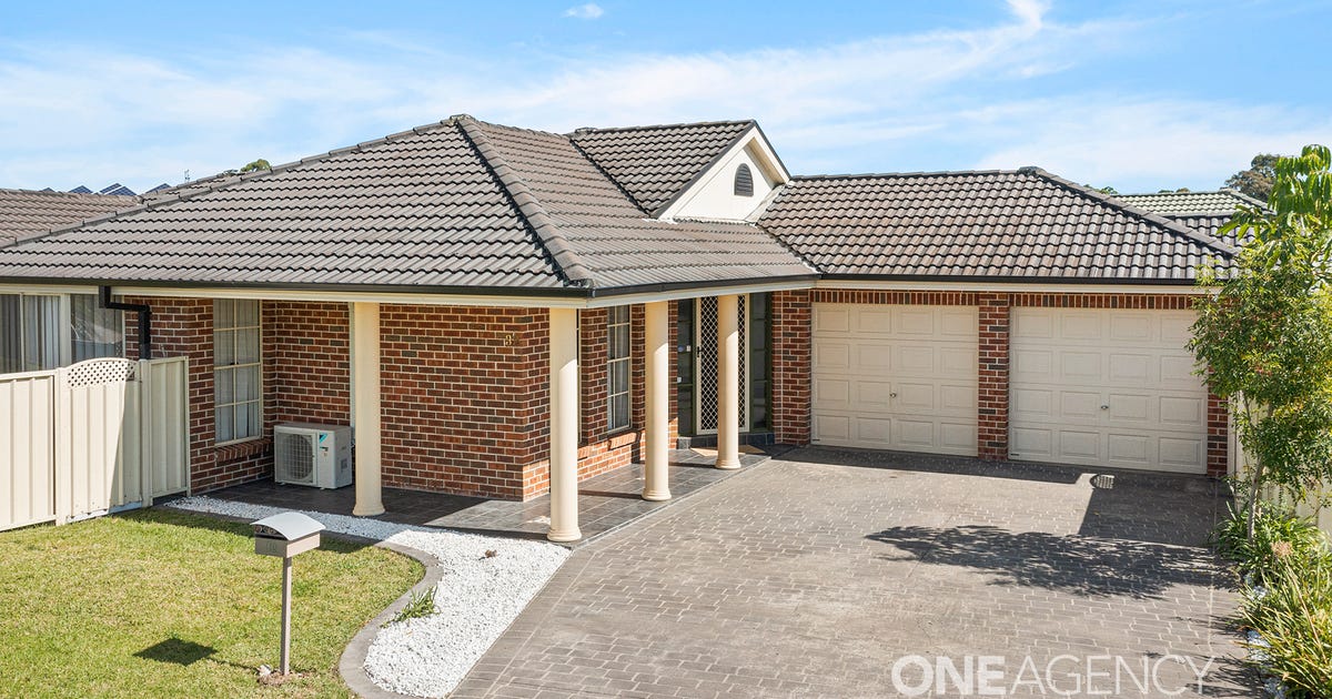 32 Burradoo Cres, Nowra NSW 2541