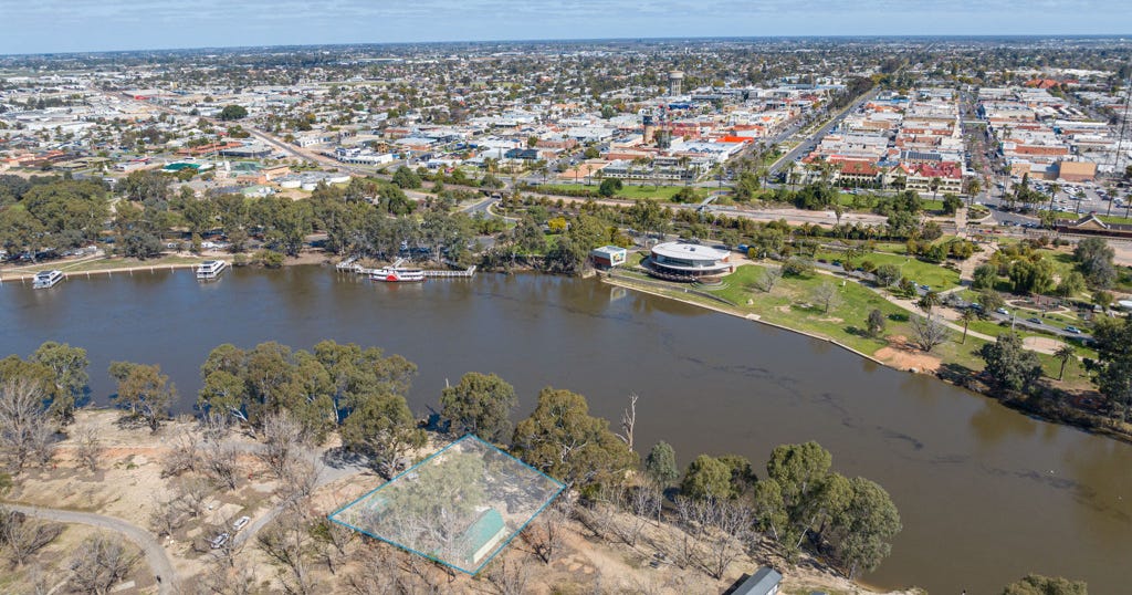 71B Caravan Park Road, Buronga NSW 2739