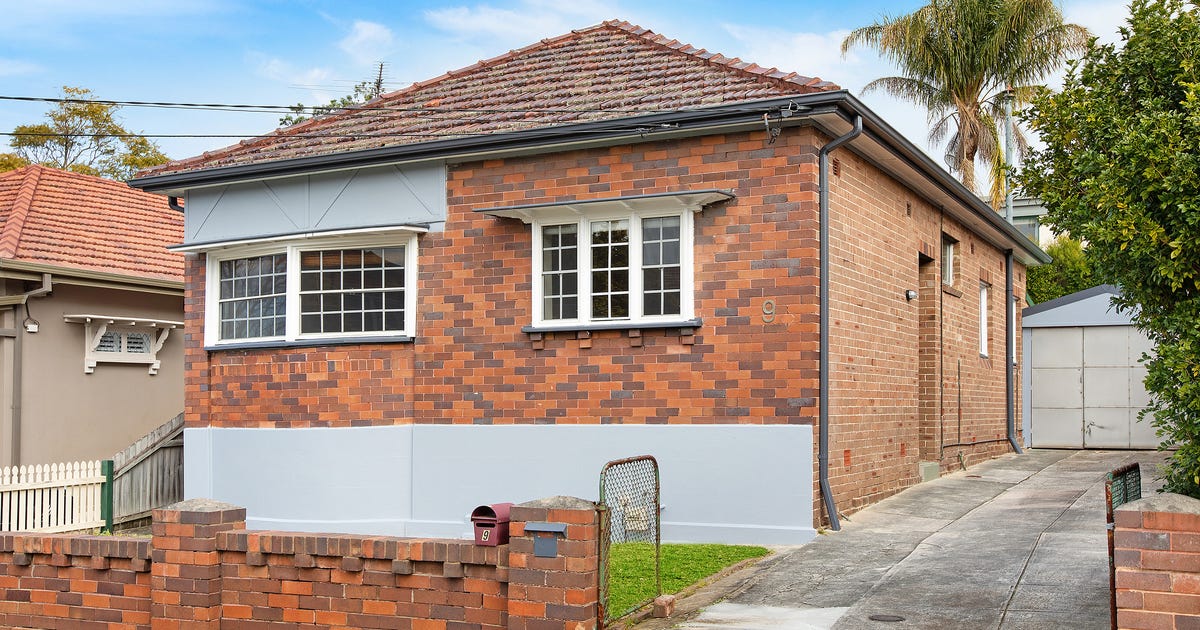 9 Dalmeny Avenue, Russell Lea NSW 2046