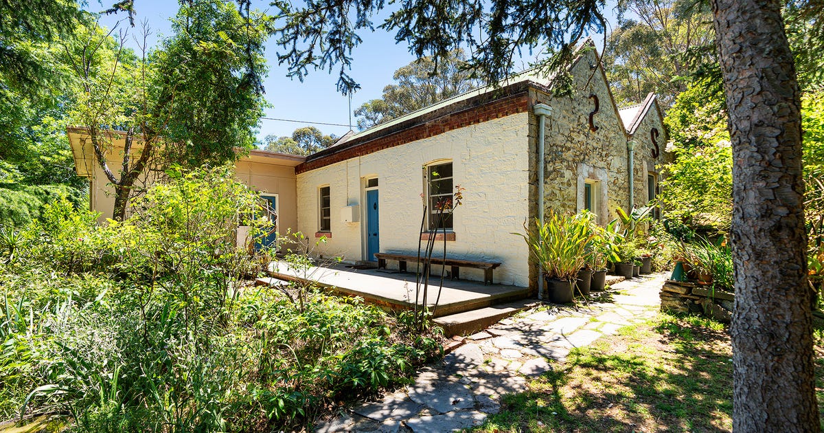48 Chapel Street, Golden Point VIC 3451 - property.com.au
