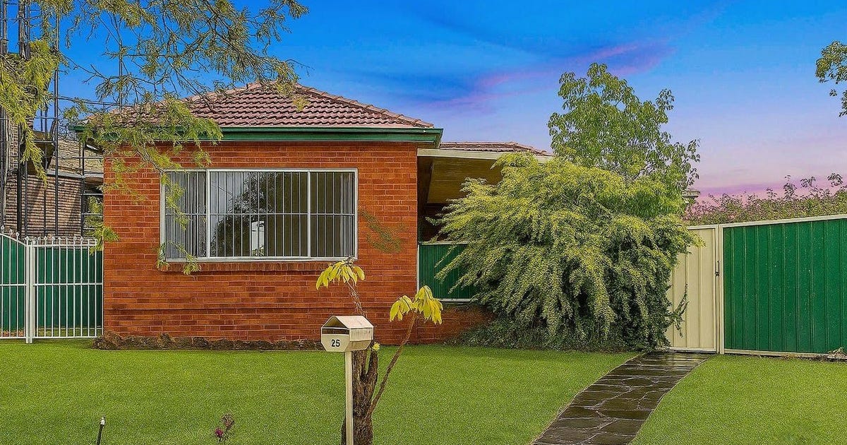 25 Lauma Avenue, Greenacre NSW 2190 - property.com.au