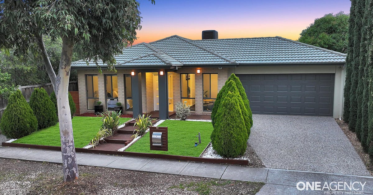 82 Alamanda Boulevard, Point Cook VIC 3030