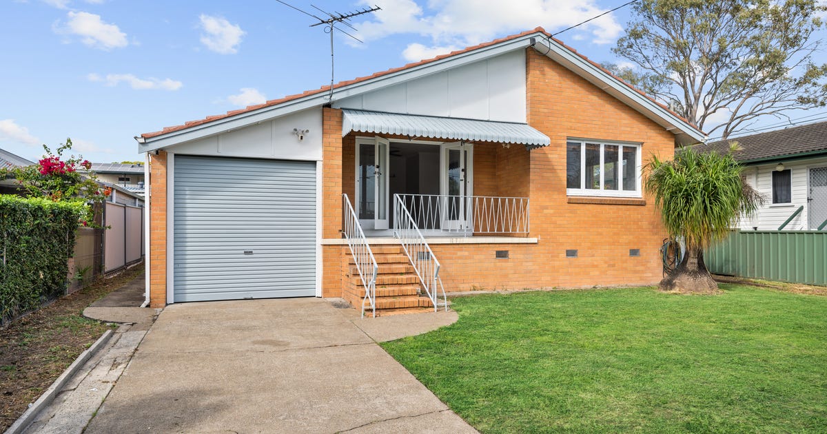 11 Glenview Street, Acacia Ridge QLD 4110 - property.com.au