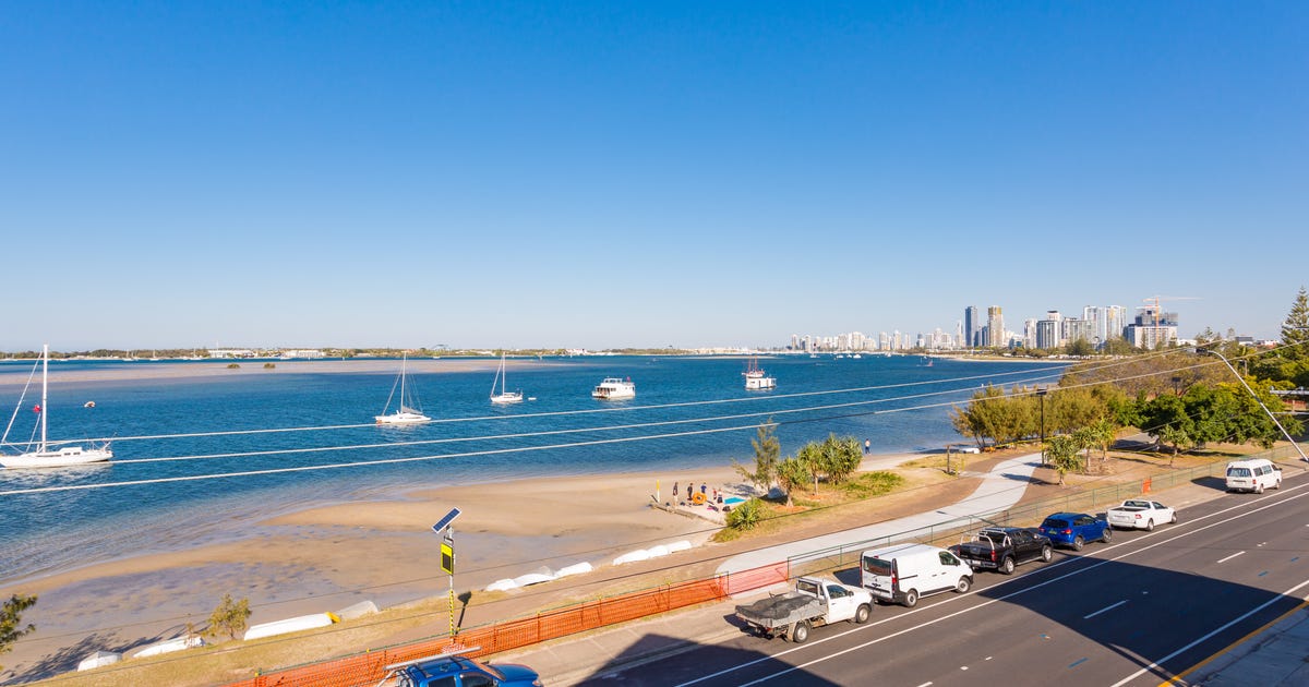 252 Marine Parade, Labrador QLD 4215 - property.com.au