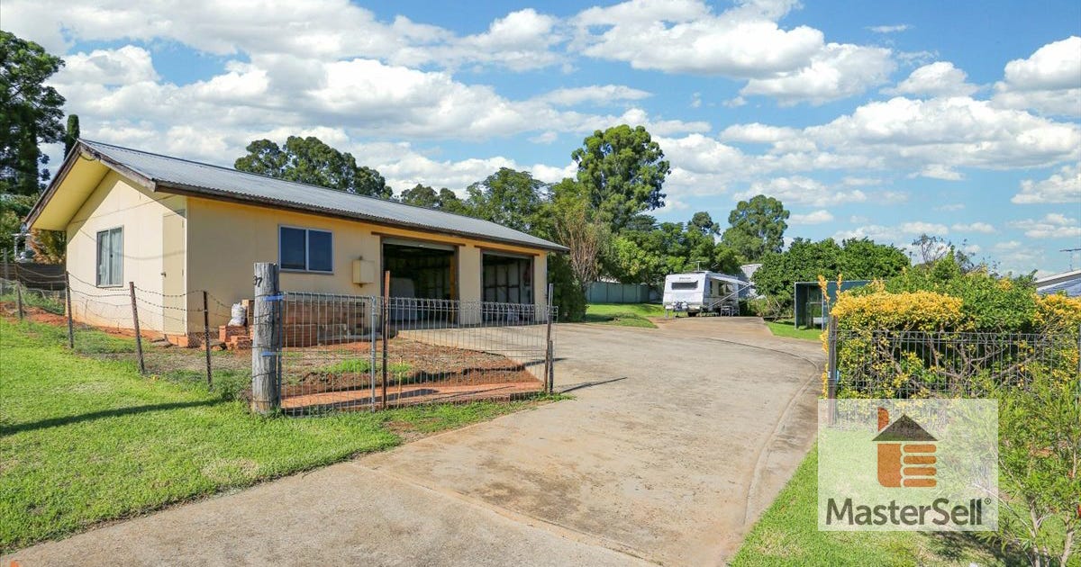 37 Luke Street, South Gundagai NSW 2722