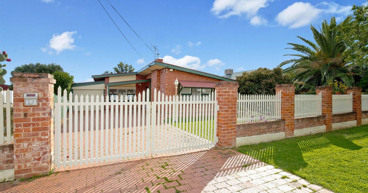21 Deans Road, Campbelltown SA 5074