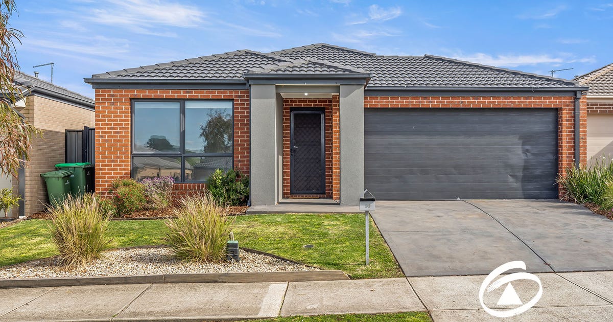 10 Constance Way, Pakenham VIC 3810