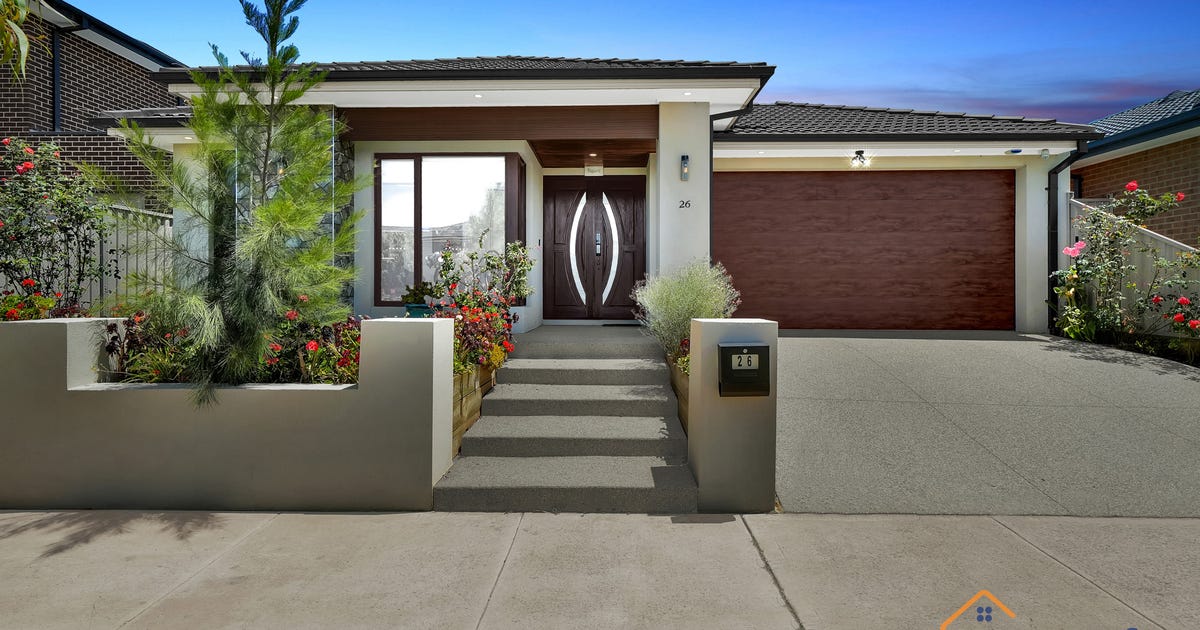 26 Cook Rd 26 Cook Road, Melton South VIC 3338 - property.com.au