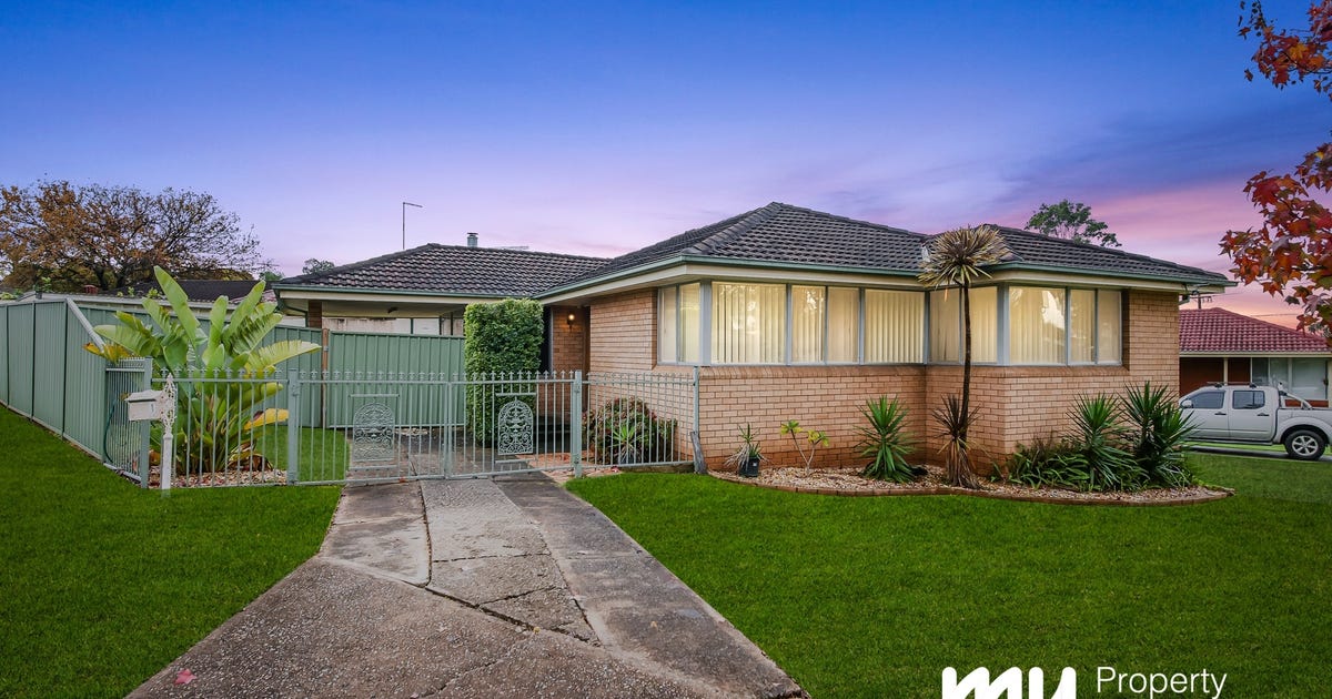 1 St James Place, Narellan NSW 2567