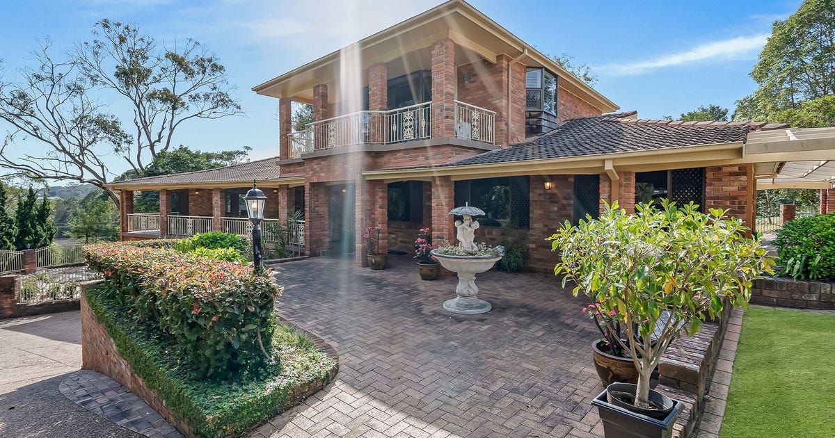 138 Cherry Road, Eleebana NSW 2282