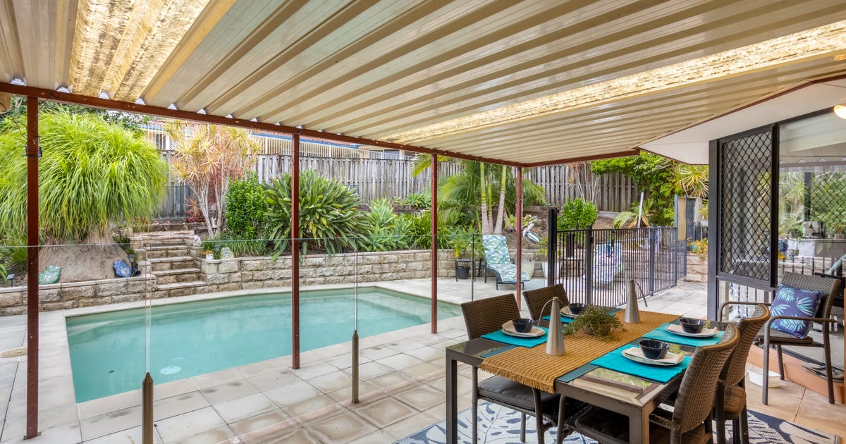 8 Henderson Rise, Pacific Pines QLD 4211 - property.com.au