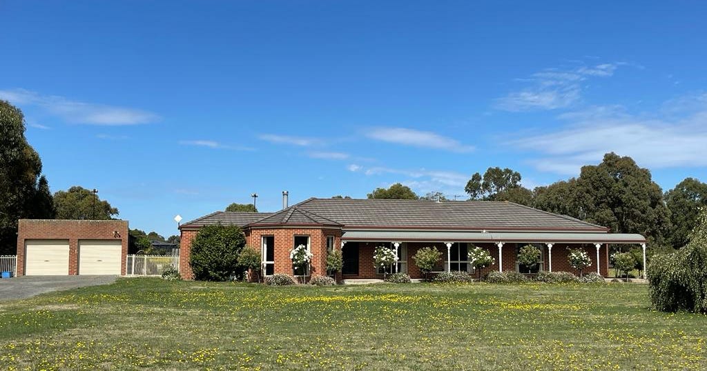 219 Blind Creek Road, Cardigan VIC 3352