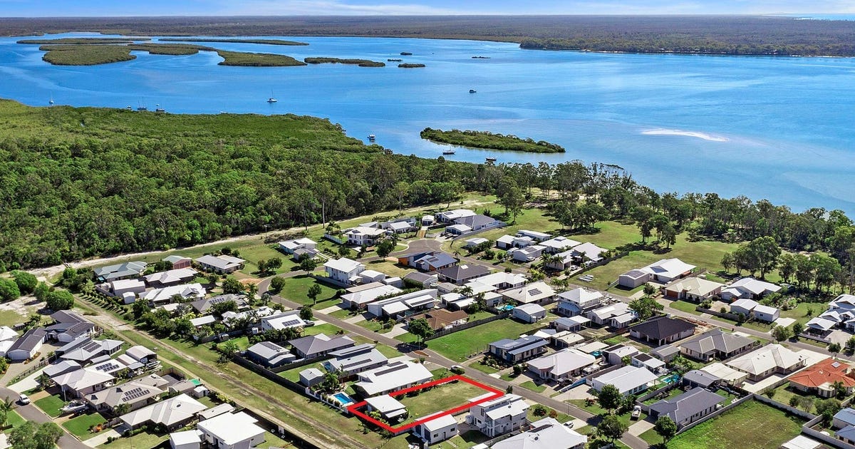 12 Traviston Way, Burrum Heads QLD 4659