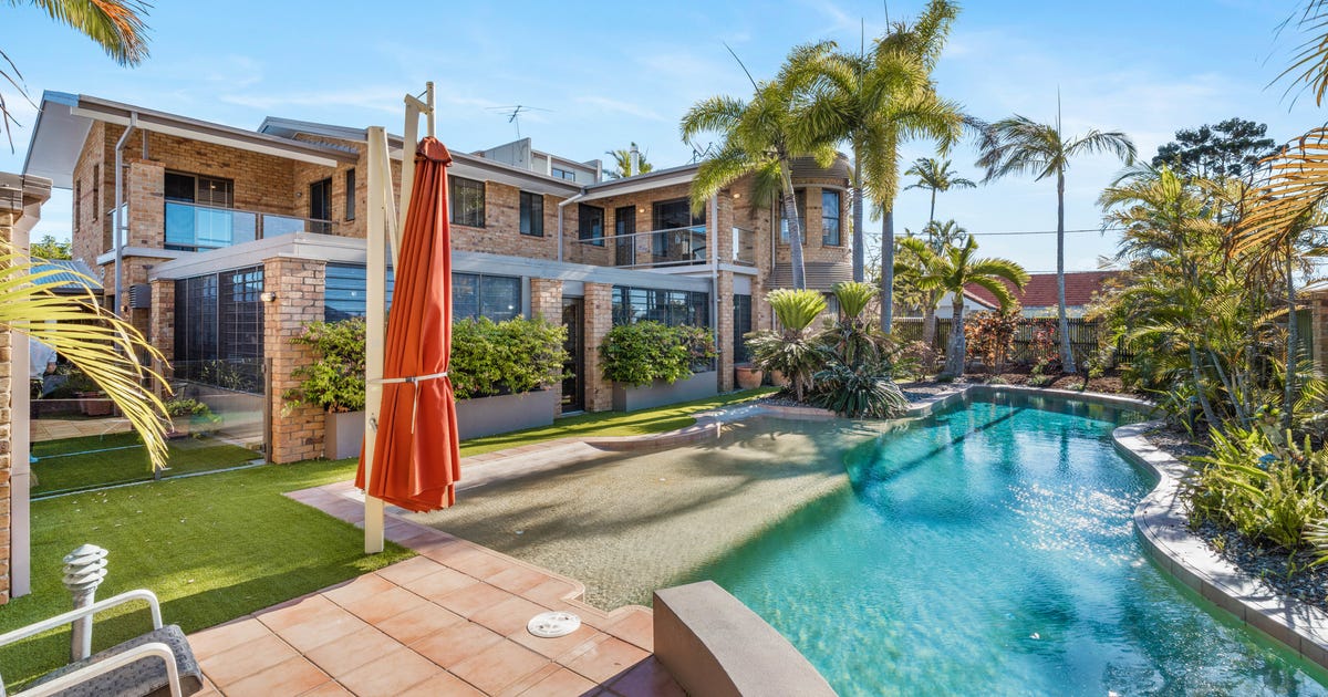 10 Chartwell Street, Aspley QLD 4034