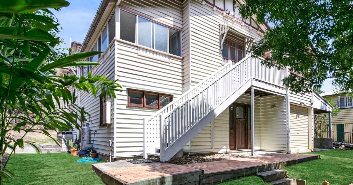 22 Birdwood Road, Holland Park West QLD 4121