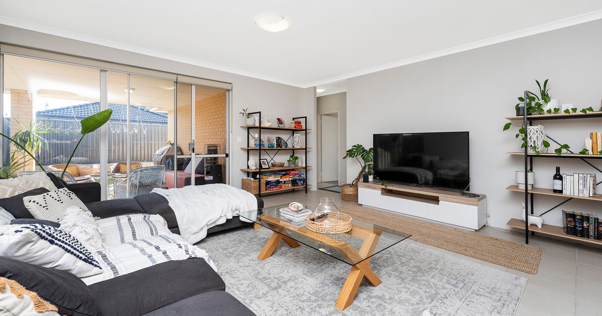 26 Lovage Street, Treeby WA 6164 - property.com.au