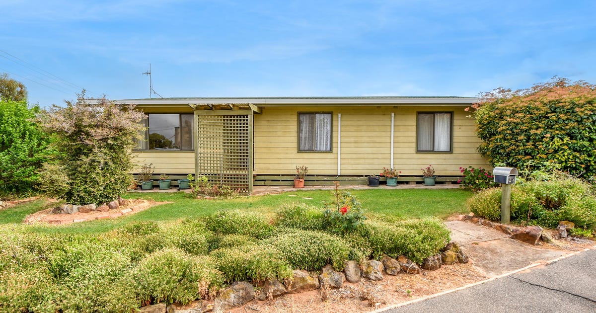 28 Dennys Street, Hopetoun VIC 3396