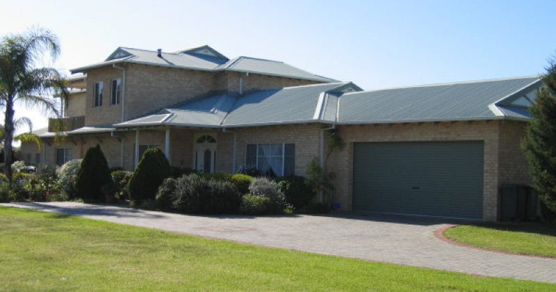 31 Rhodes Place, Maida Vale WA 6057 - property.com.au
