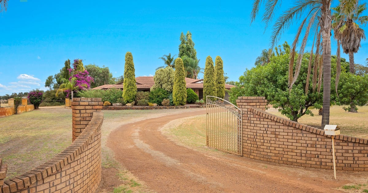 42 Lillydale Road, North Boyanup WA 6237