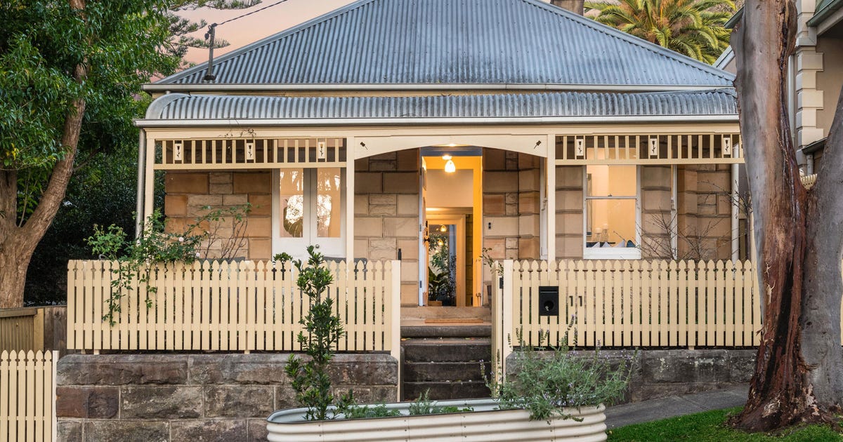 11 Armstrong Street, Cammeray NSW 2062