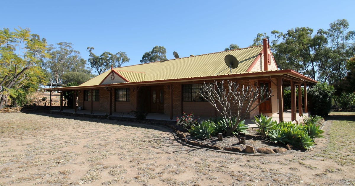 32 Willoughby Street, Willows QLD 4702