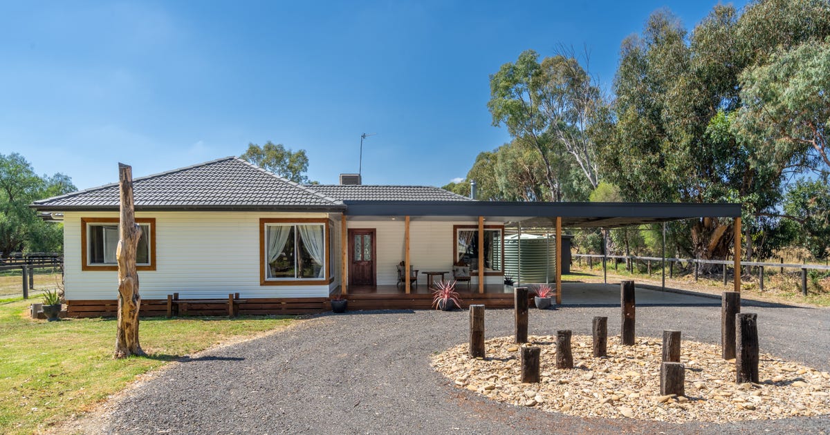 130 Hall Lane, Whiteheads Creek VIC 3660 - property.com.au