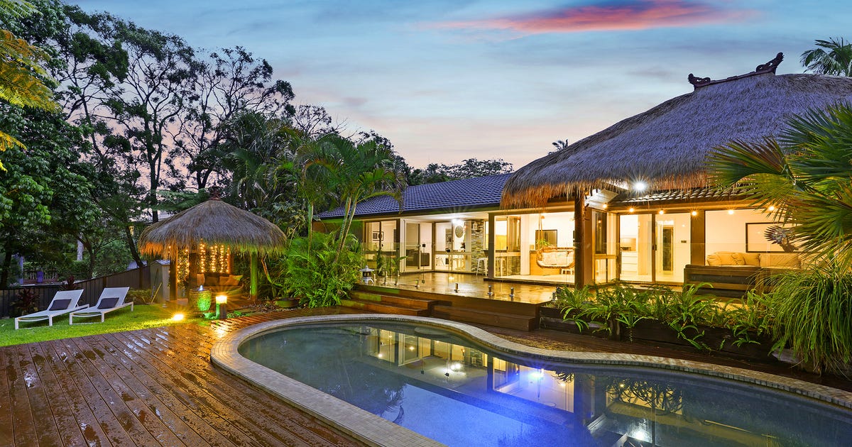 18 Carnoustie Court, Robina QLD 4226