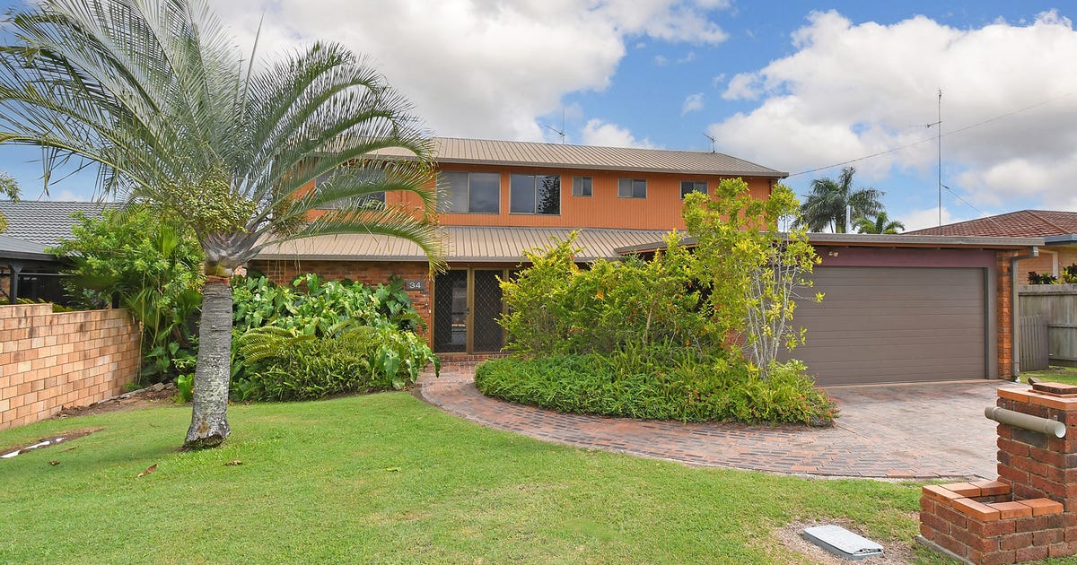 34 Moonbi Street, Scarness QLD 4655