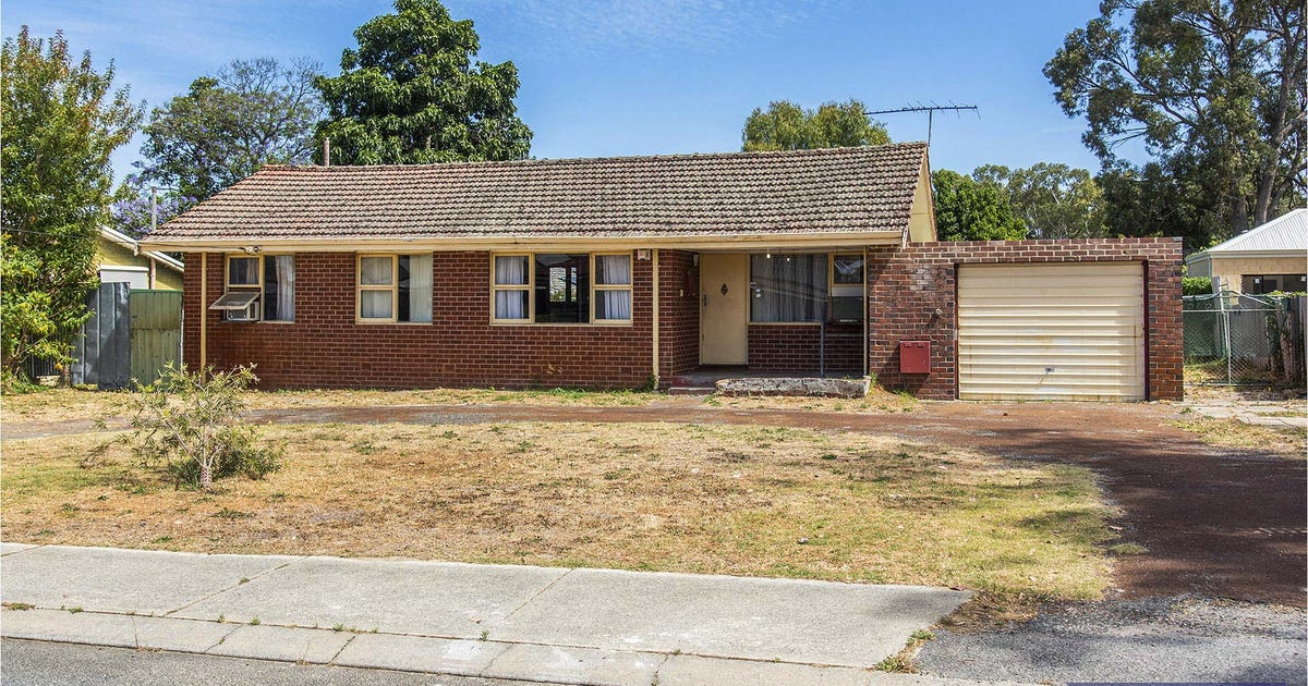 12 Stretton Way, Kenwick WA 6107