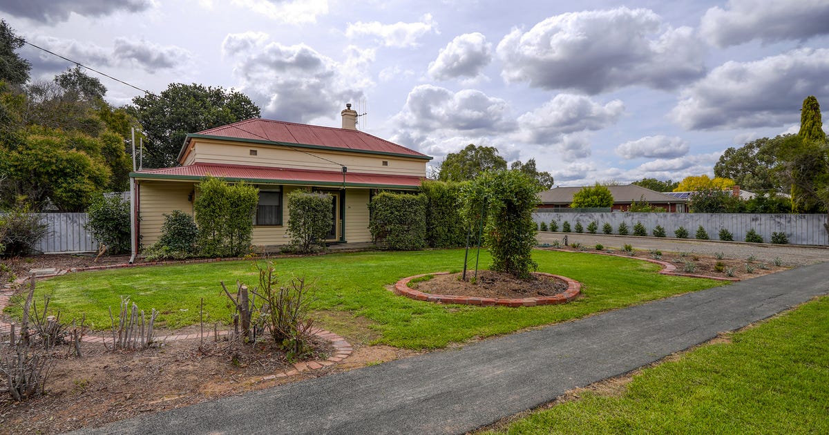 36 Victoria Street, Tallygaroopna VIC 3634 - property.com.au
