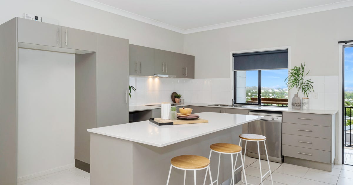 24 Glasgow Avenue, Mount Louisa QLD 4814 - property.com.au