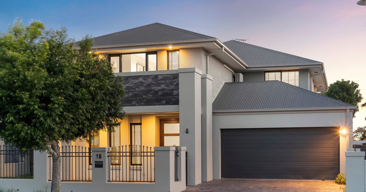 18 Skyview Avenue, Rochedale QLD 4123