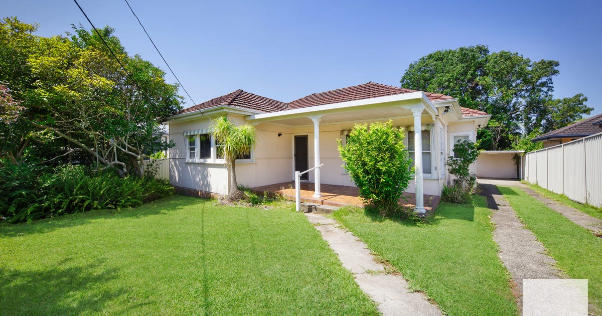 14 Wingello Road, Miranda NSW 2228