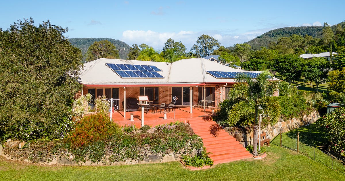 1 Woodgrove Court, Highvale QLD 4520