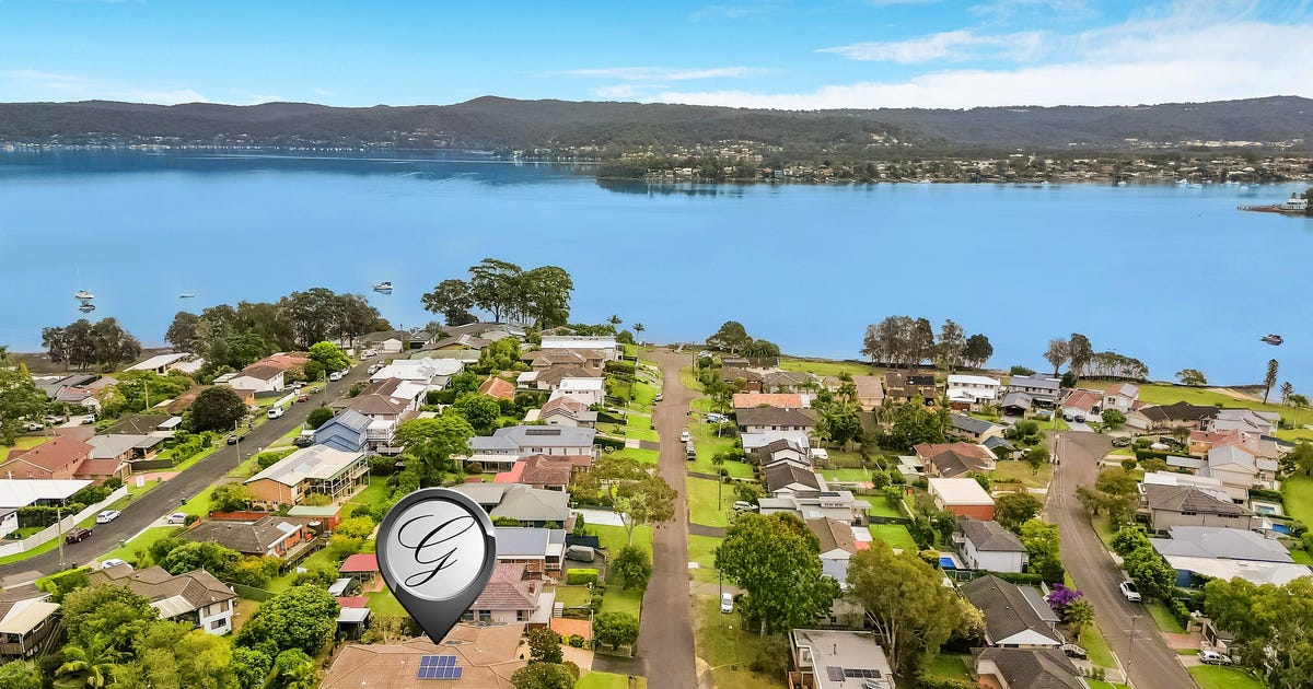 26 Orana Street, Green Point NSW 2251