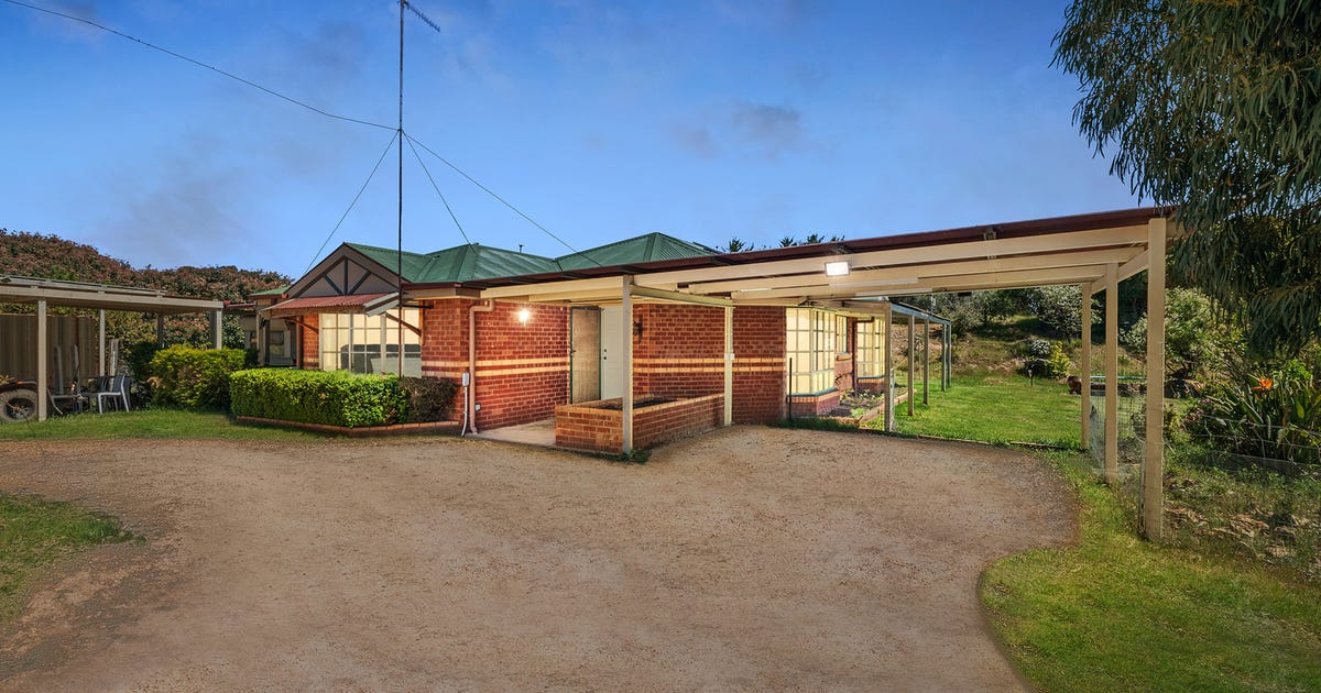 145 Chetwynd Road, Whiteheads Creek VIC 3660