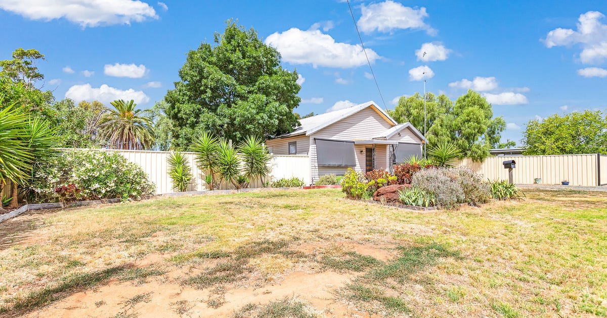 18 Burnes Street, Mathoura NSW 2710