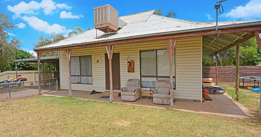 19 Railway Terrace, Ouyen VIC 3490