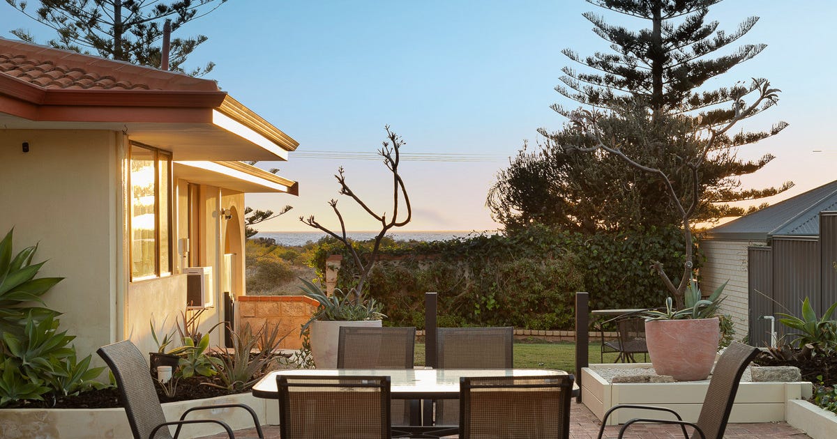 98 Foreshore Drive, Singleton WA 6175