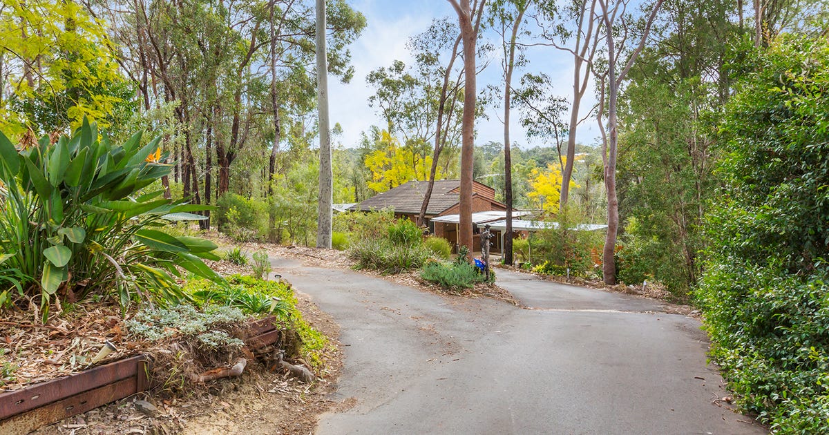 70 Birdwood Avenue, Winmalee NSW 2777