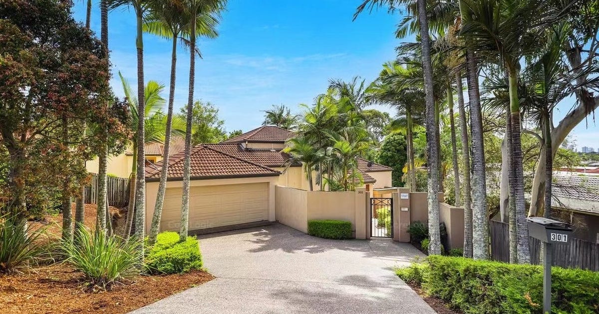 301 Ashmore Road, Benowa QLD 4217 - property.com.au