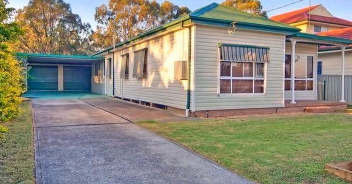 1 Wilson Cres, Narellan NSW 2567